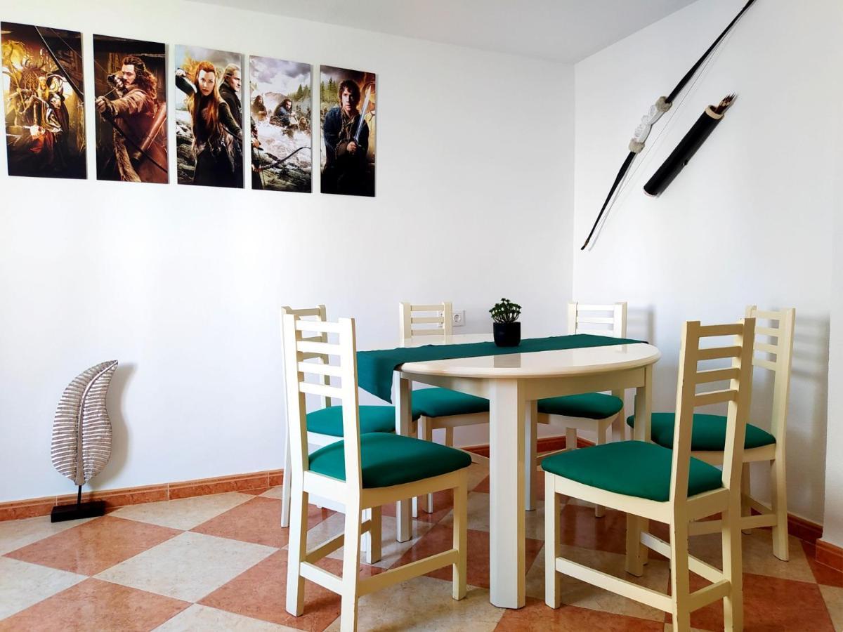 Movie Stars Apartment, גאנדיה מראה חיצוני תמונה