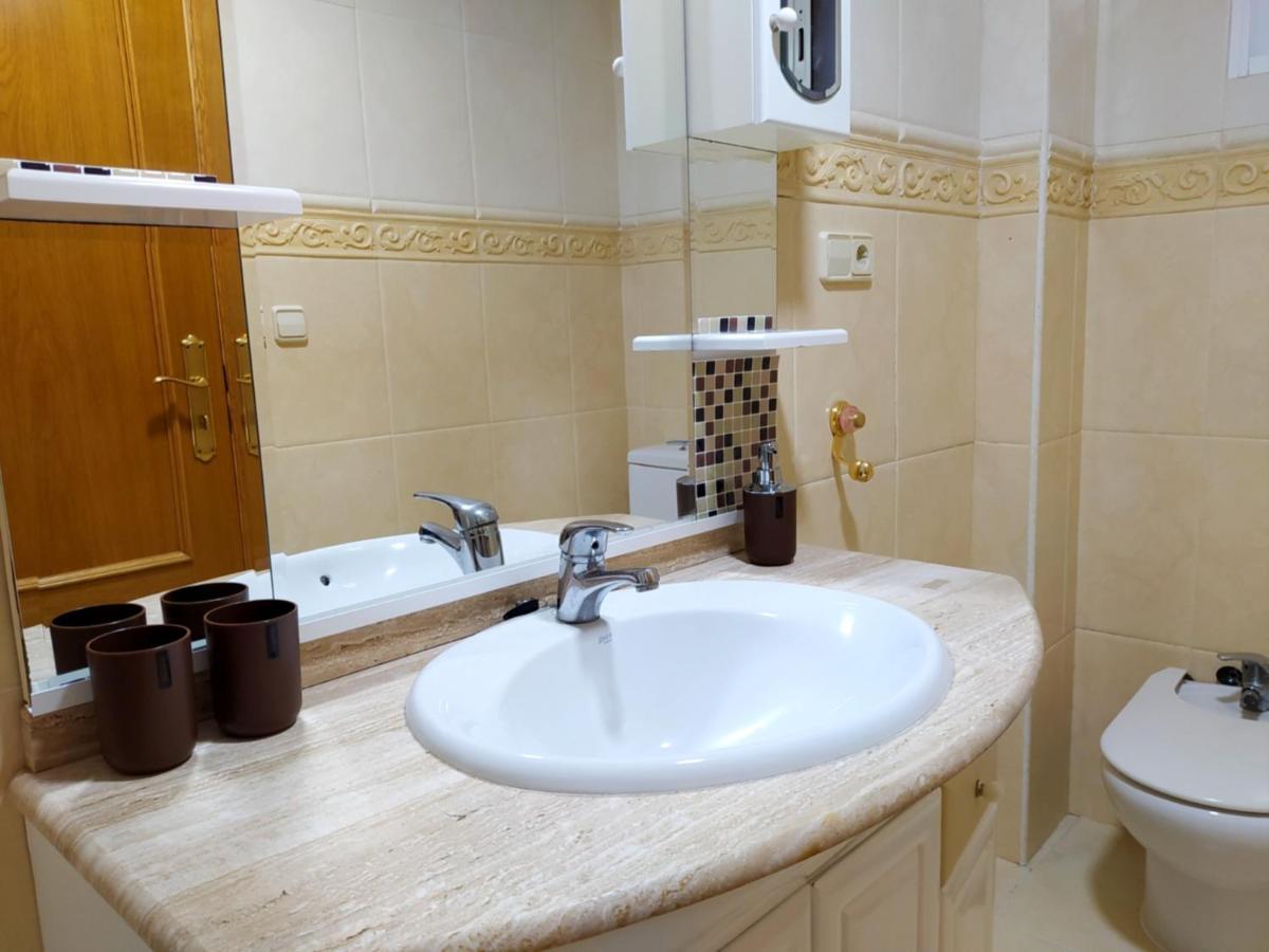 Movie Stars Apartment, גאנדיה מראה חיצוני תמונה