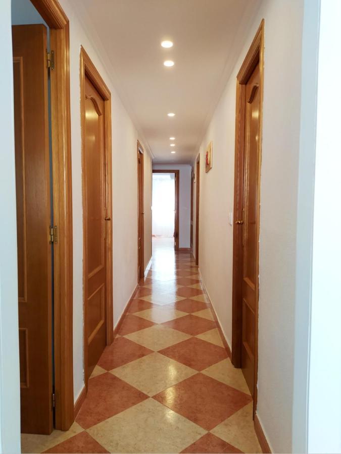 Movie Stars Apartment, גאנדיה מראה חיצוני תמונה
