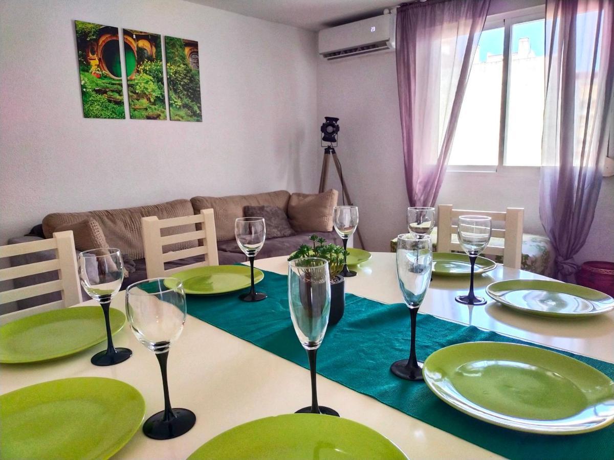 Movie Stars Apartment, גאנדיה מראה חיצוני תמונה